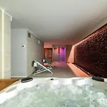 Vista Mare Piscina E Villa