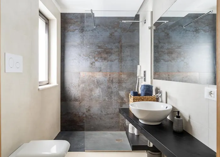 Vista Mare Piscina E *