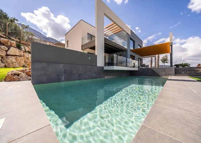 Vista Mare Piscina E *