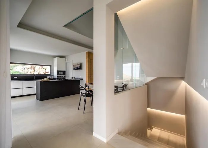 Vista Mare Piscina E *