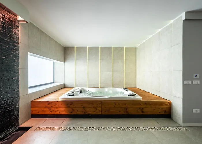 Vista Mare Piscina E Villa