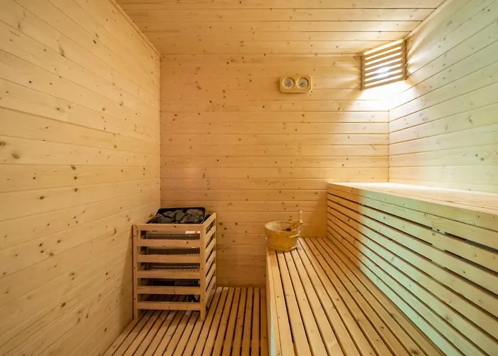 Villa Vista Mare Piscina E *