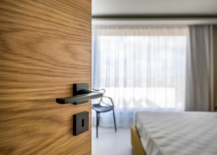 Vista Mare Piscina E Villa